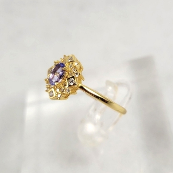 Antique Style 1/4ct Natural Tanzanite Ring - Picture 5 of 16